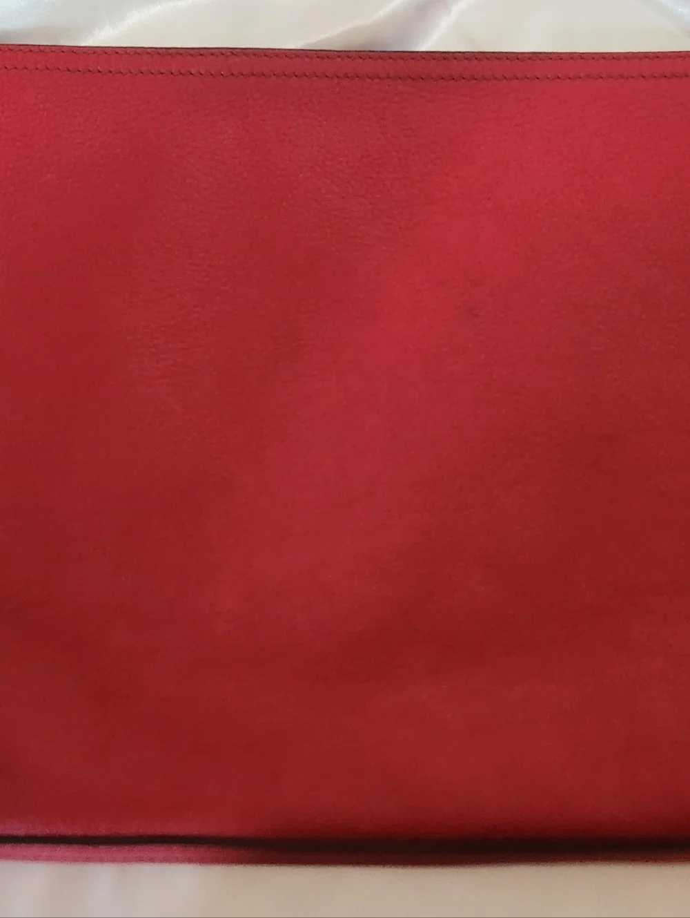Gucci Calfskin Red Leather Portfolio Clutch - Picture 4 of 10